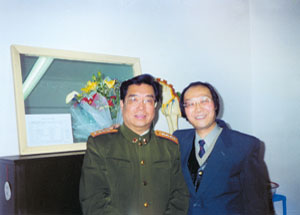 著名歌唱家李双江先生接见并收藏画家作品